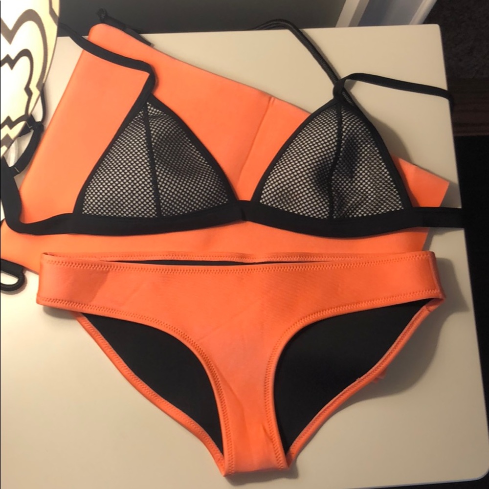 Triangl Bikini